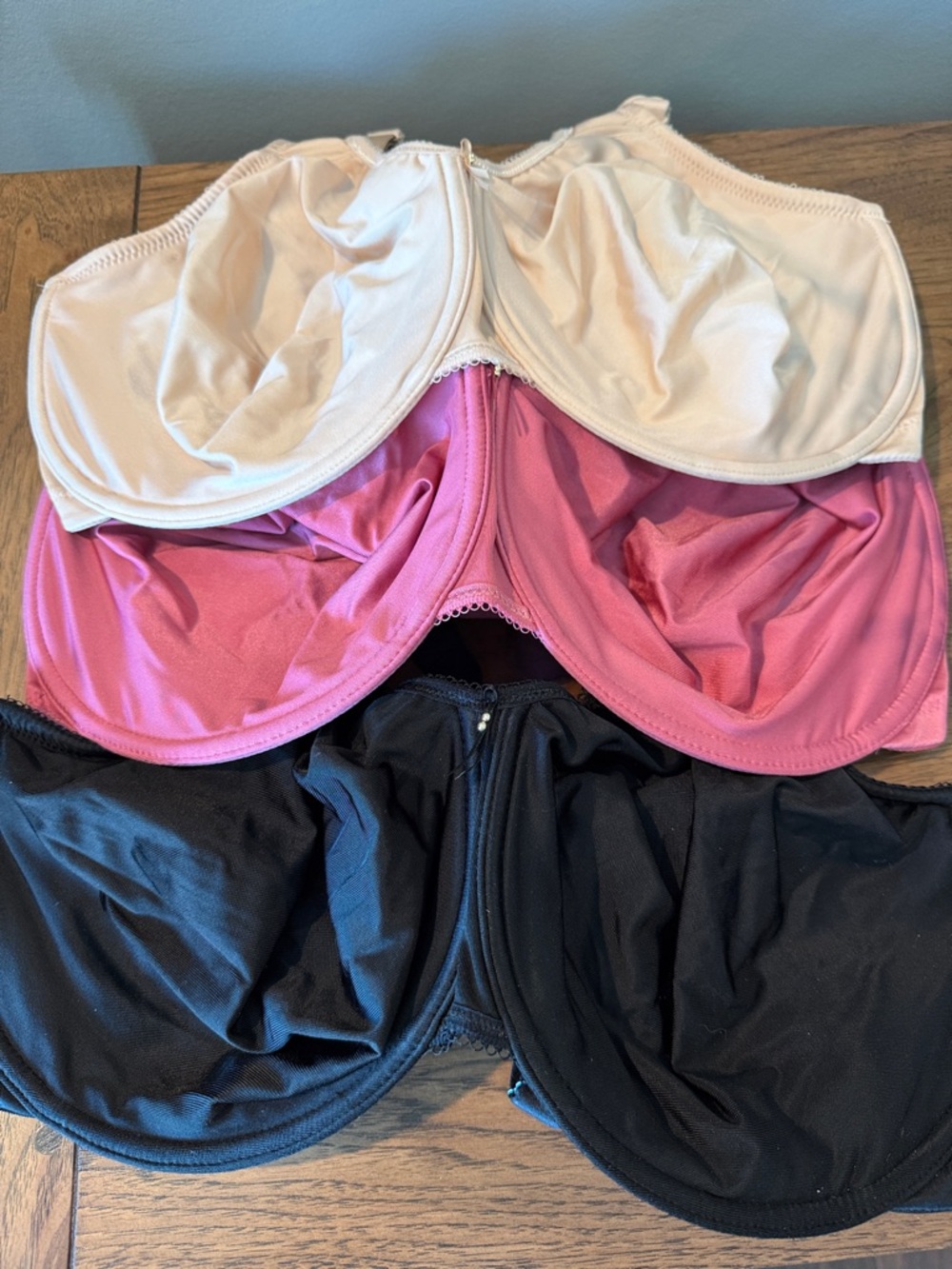 Set of 3 Wacoal Basic Beauty Full Coverage Underwire Bras Size 40H